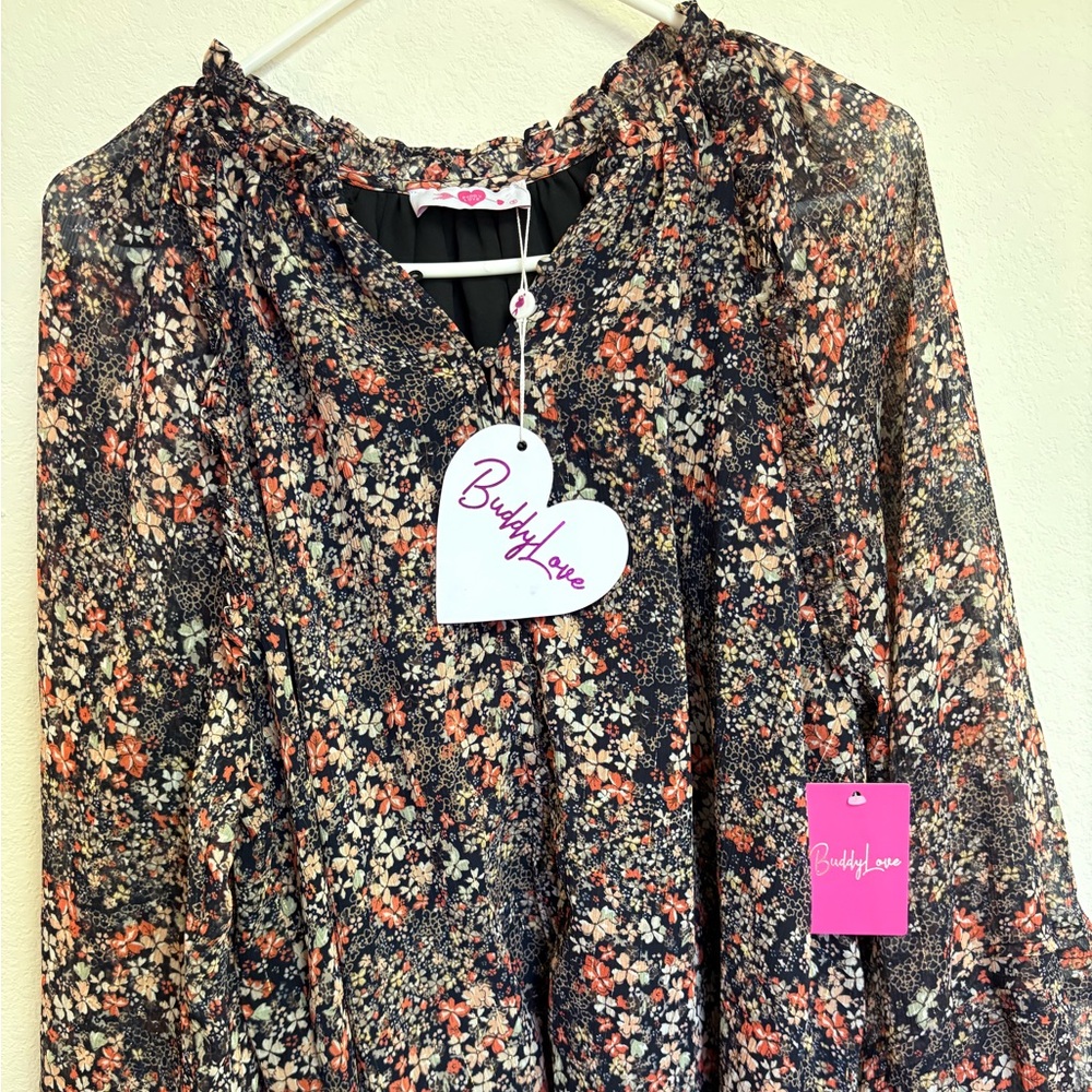 LOVE THE LABEL ARLO TOP size small